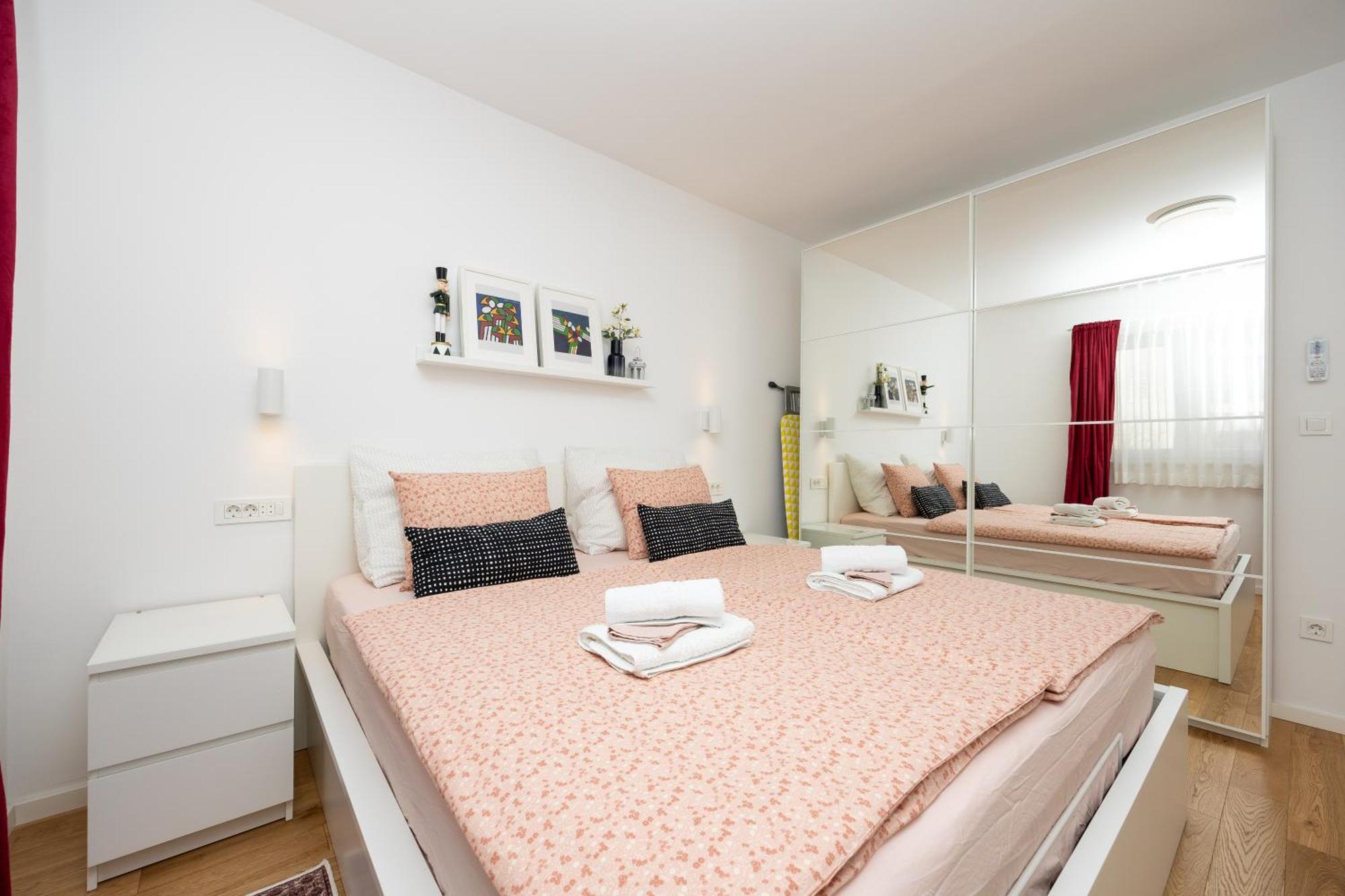 Apartment Sweet Cherry สปลิท ภายนอก รูปภาพ